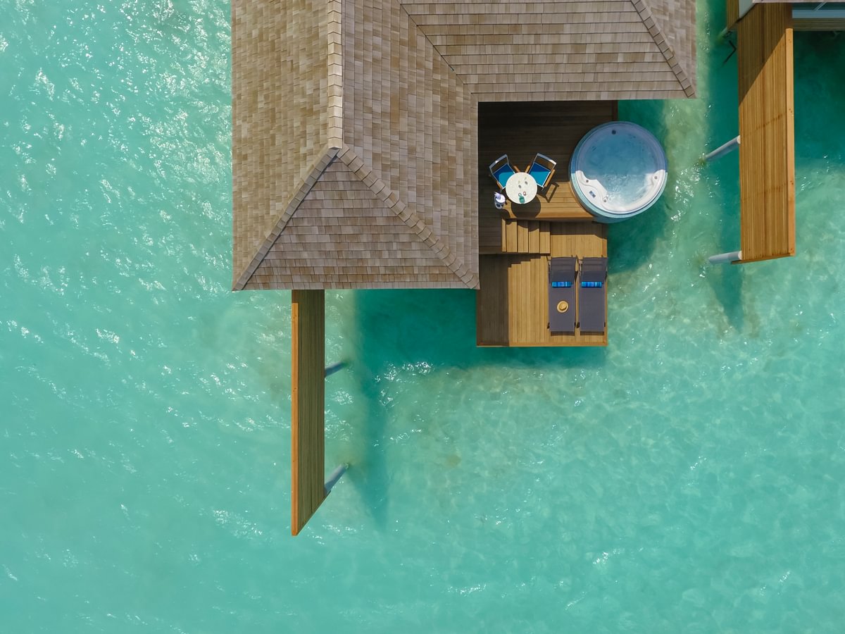 Aqua Villa